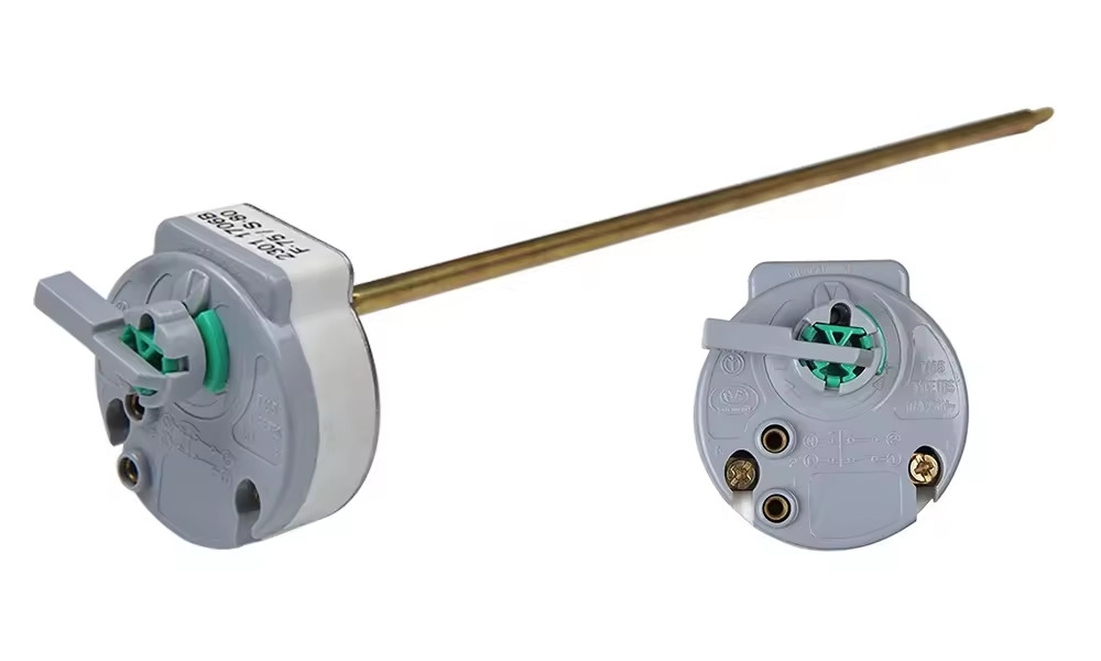 Double safety thermostat